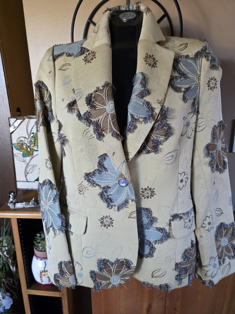 Vintage 90s Cream Floral Fringed Tapestry Blazer with Blue & Brown Accents Sz 10